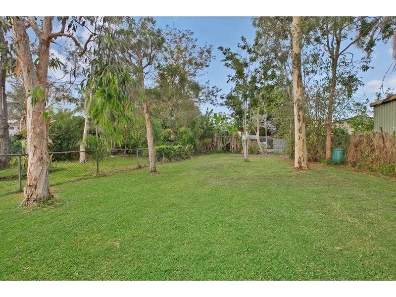 15 Leon Street, Thorneside QLD 4158