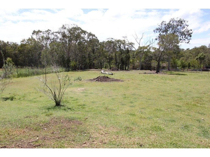 15 Lyndon Road, Capalaba QLD 4157