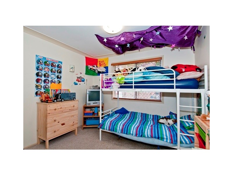 25 Kummara Road, Edens Landing QLD 4207