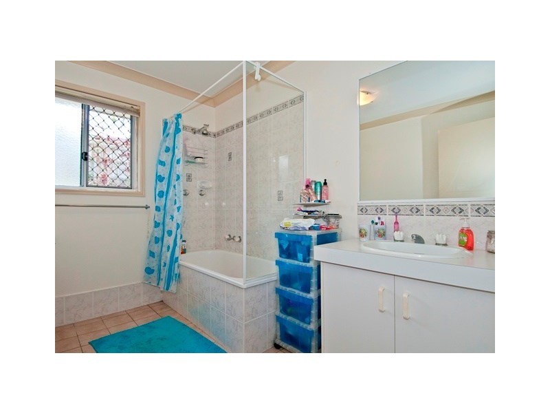 25 Kummara Road, Edens Landing QLD 4207
