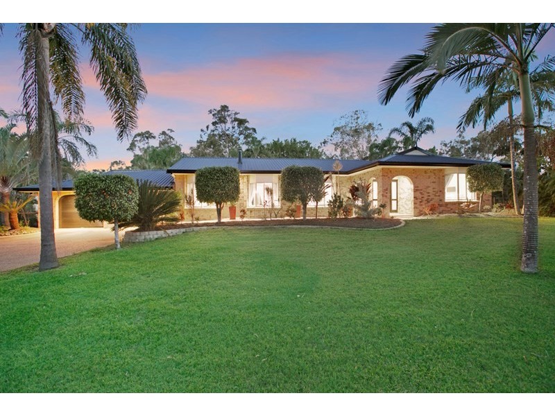 8 Oakwood Street, Capalaba QLD 4157