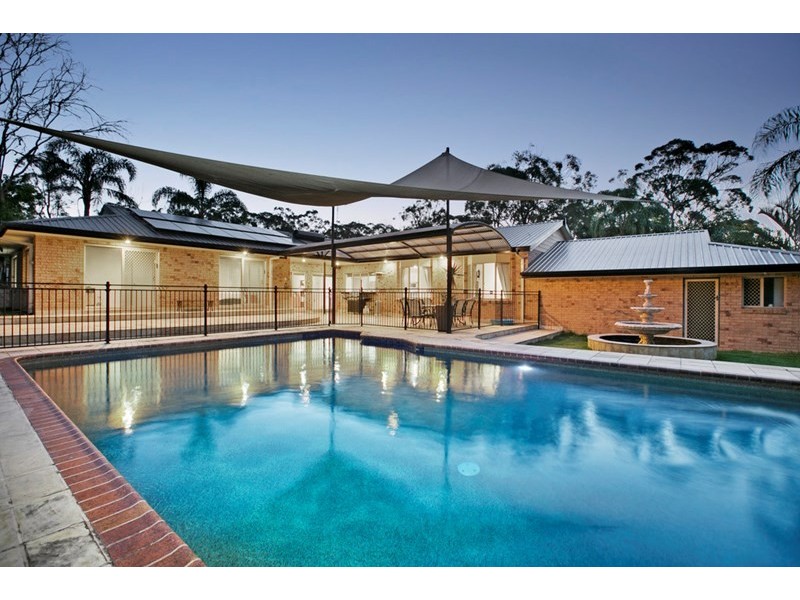 8 Oakwood Street, Capalaba QLD 4157