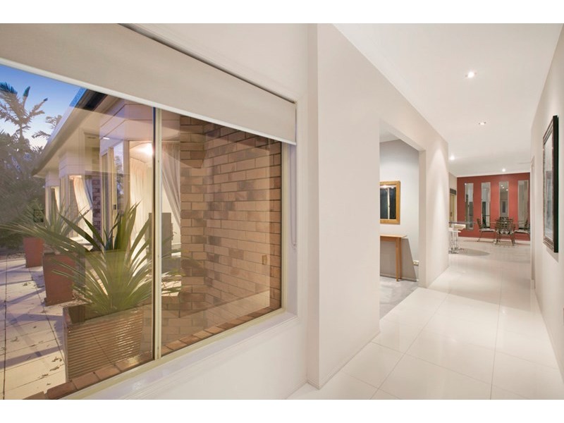 8 Oakwood Street, Capalaba QLD 4157