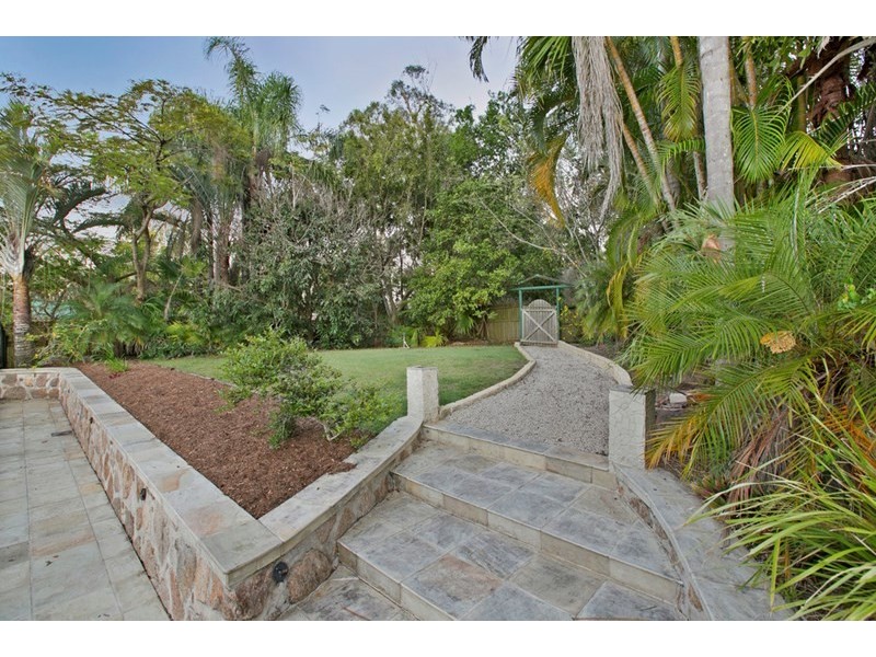 8 Oakwood Street, Capalaba QLD 4157