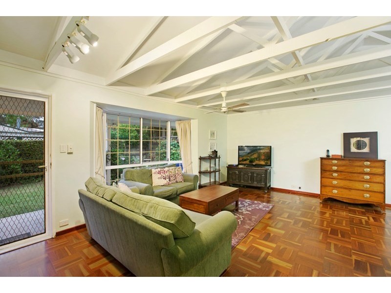 12 Lawn Terrace, Capalaba QLD 4157