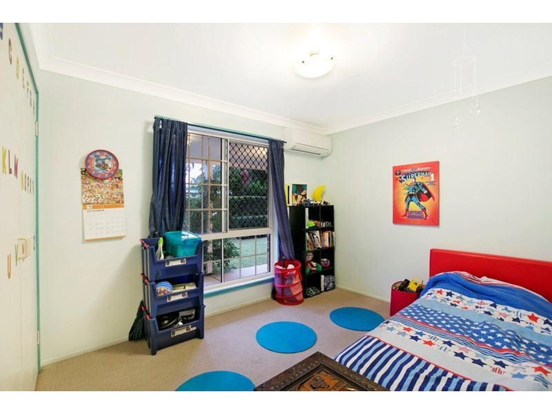 12 Lawn Terrace, Capalaba QLD 4157