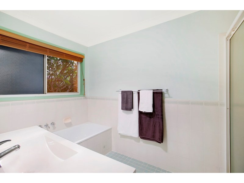 12 Lawn Terrace, Capalaba QLD 4157