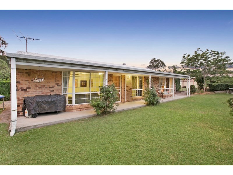 12 Lawn Terrace, Capalaba QLD 4157