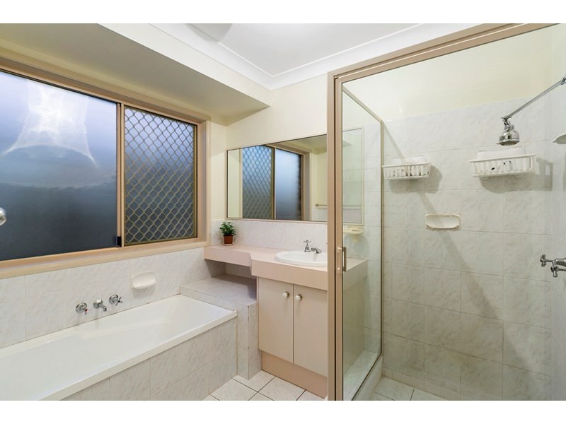 13 Northview Street, Birkdale QLD 4159