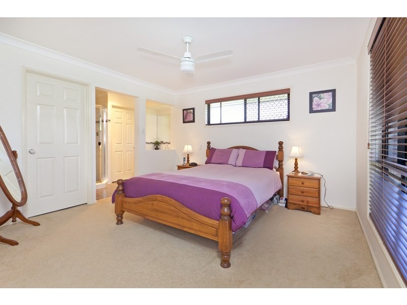 6 BUSH CHERRY Place, Thornlands QLD 4164