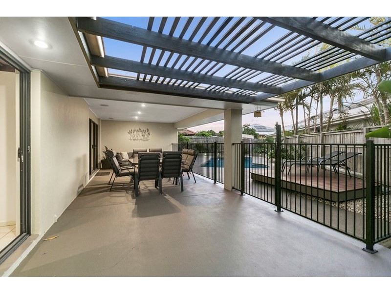 8 Wagan Place, Wellington Point QLD 4160