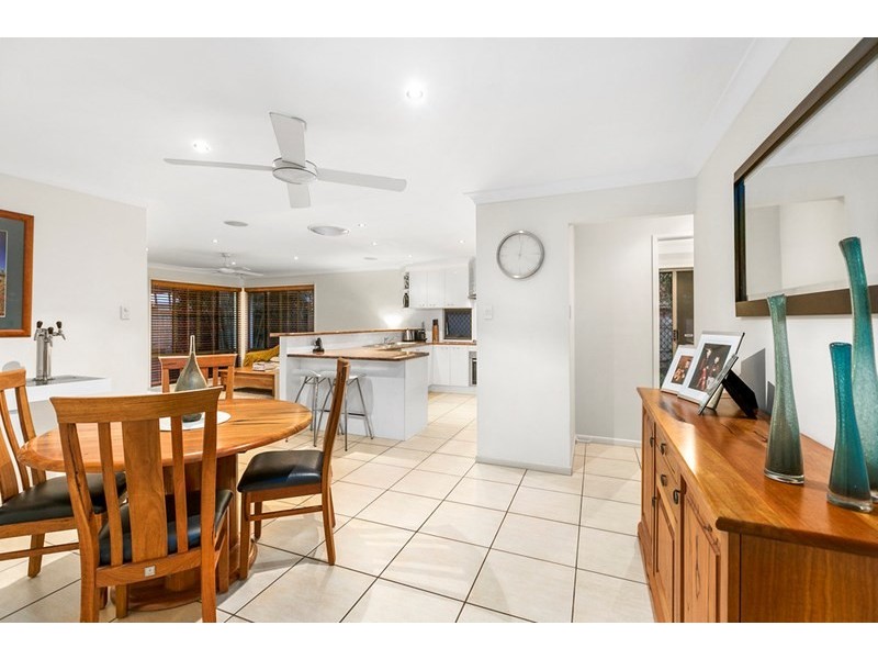 8 Wagan Place, Wellington Point QLD 4160