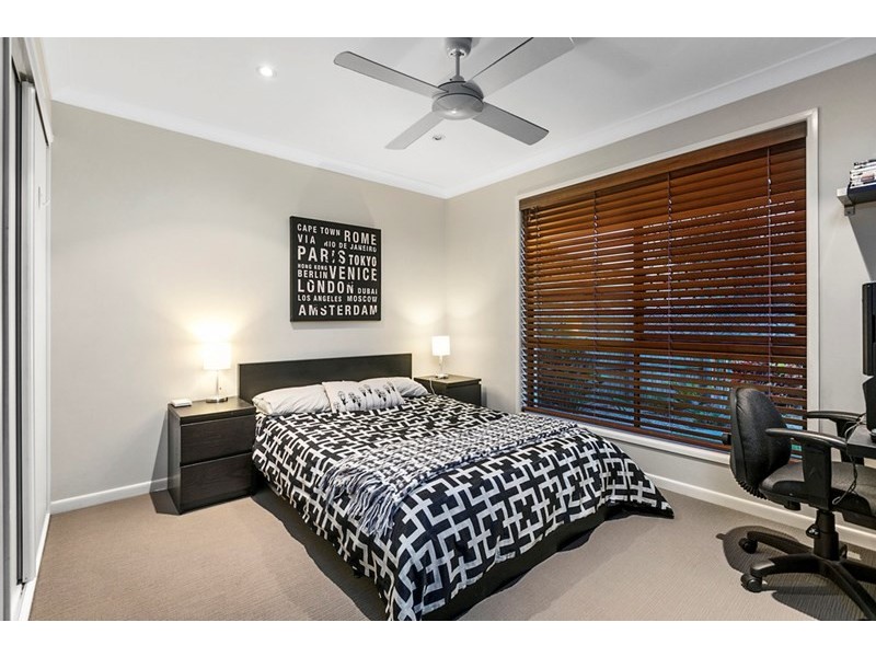 8 Wagan Place, Wellington Point QLD 4160