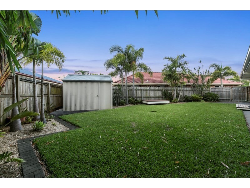 8 Wagan Place, Wellington Point QLD 4160