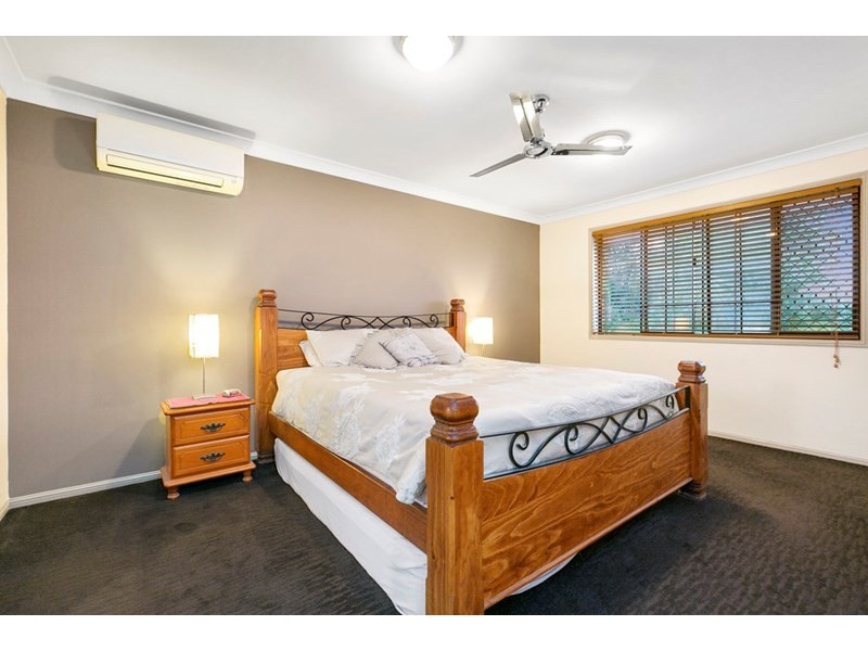 25 Collingwood Road, Birkdale QLD 4159