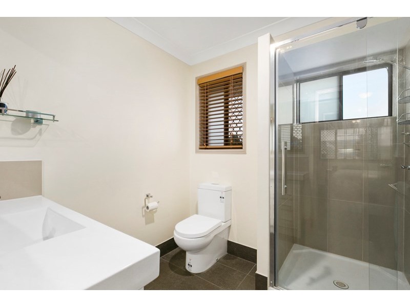 25 Collingwood Road, Birkdale QLD 4159