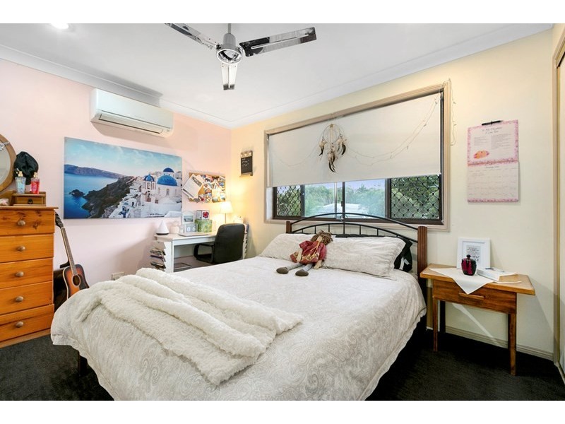 25 Collingwood Road, Birkdale QLD 4159