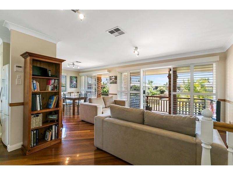 10 Makena Crescent, Birkdale QLD 4159