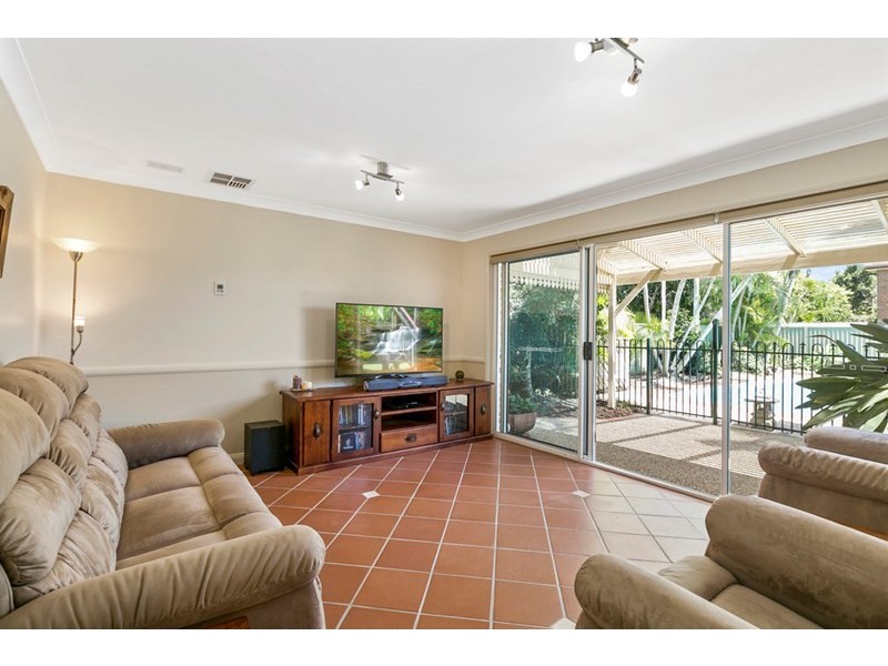 10 Makena Crescent, Birkdale QLD 4159