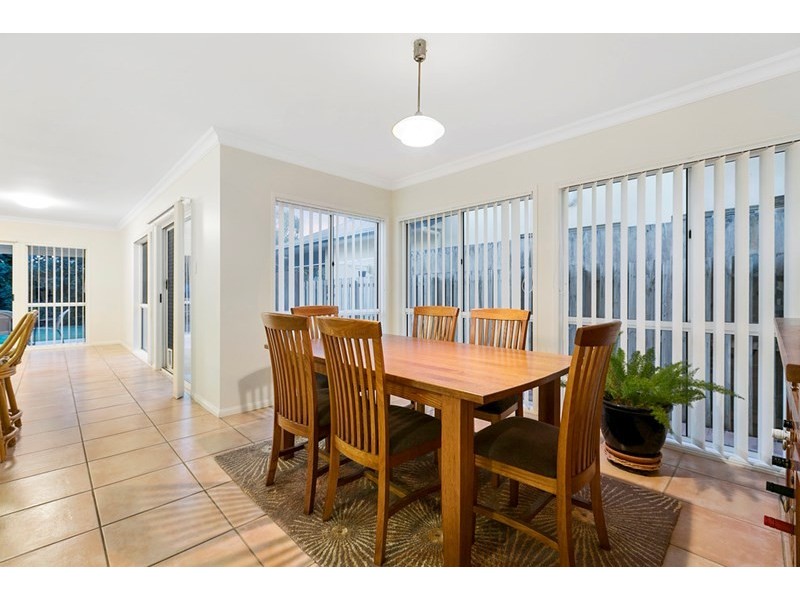 66 Passage Street, Cleveland QLD 4163