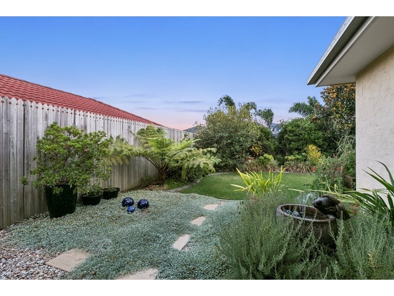 11 Kerry Close, Wellington Point QLD 4160