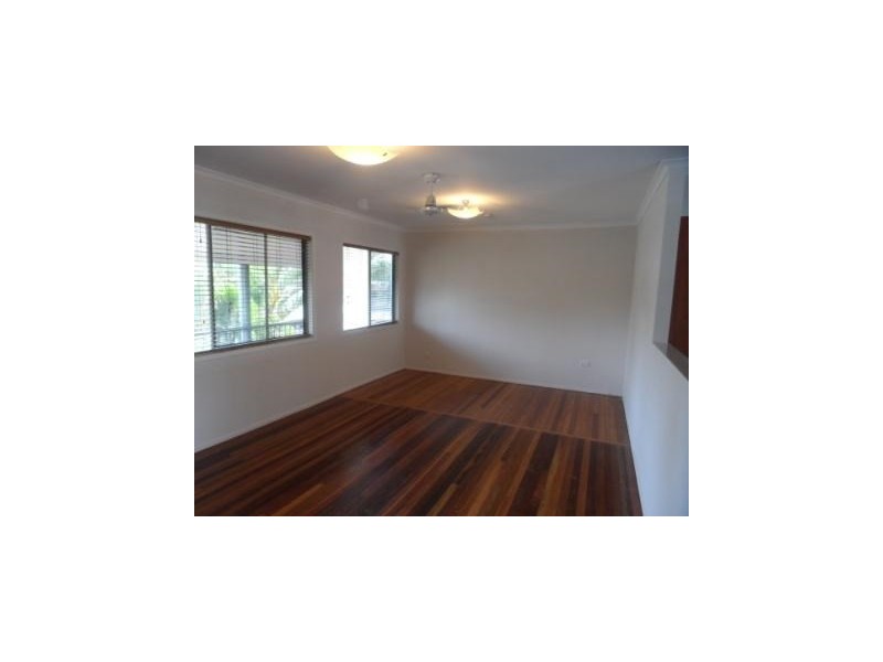 8 WUNULLA Street, Thorneside QLD 4158