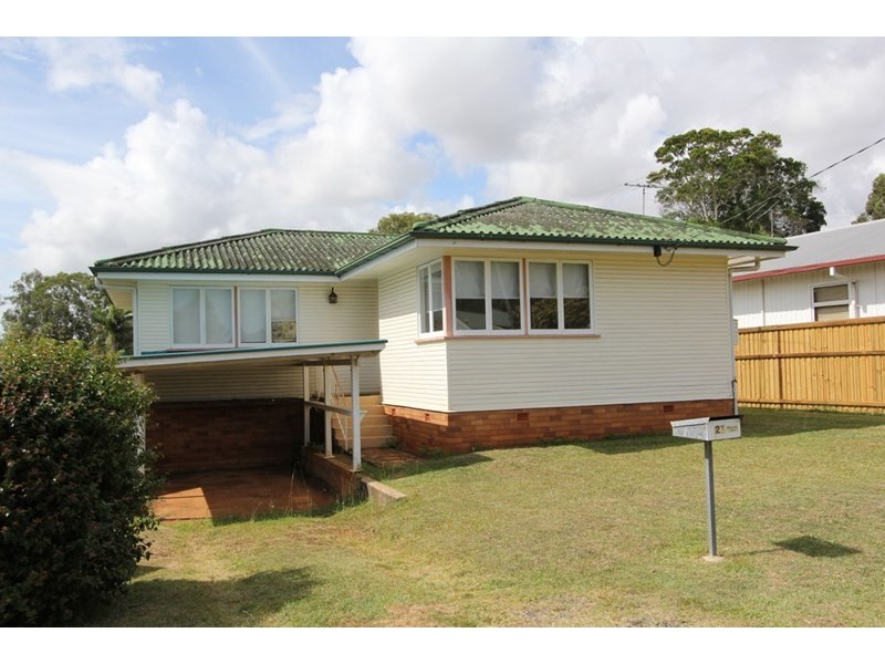 21 ROGER Street, Birkdale QLD 4159