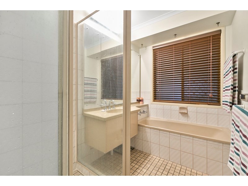 8 Eden Court, Cleveland QLD 4163