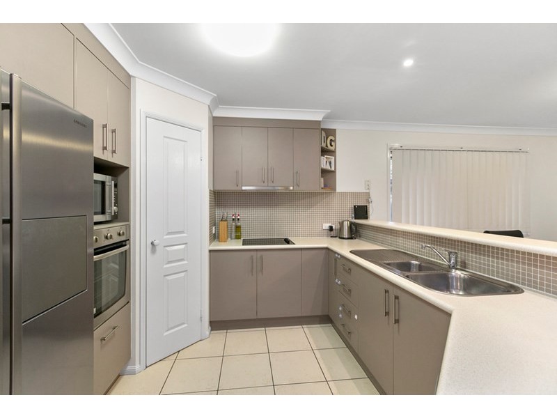 21 Manning Esplanade, Thornlands QLD 4164