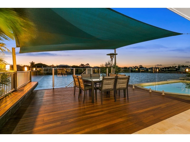 18 Helena Street, Wellington Point QLD 4160