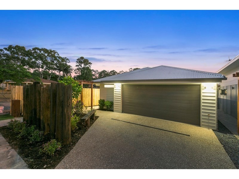 19A Badgen Road, Birkdale QLD 4159