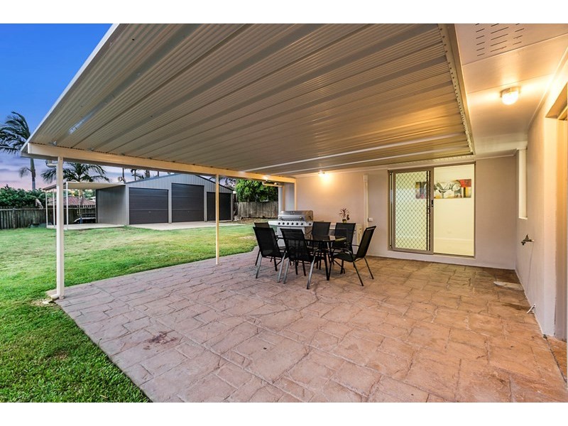 84 Bailey Road, Birkdale QLD 4159