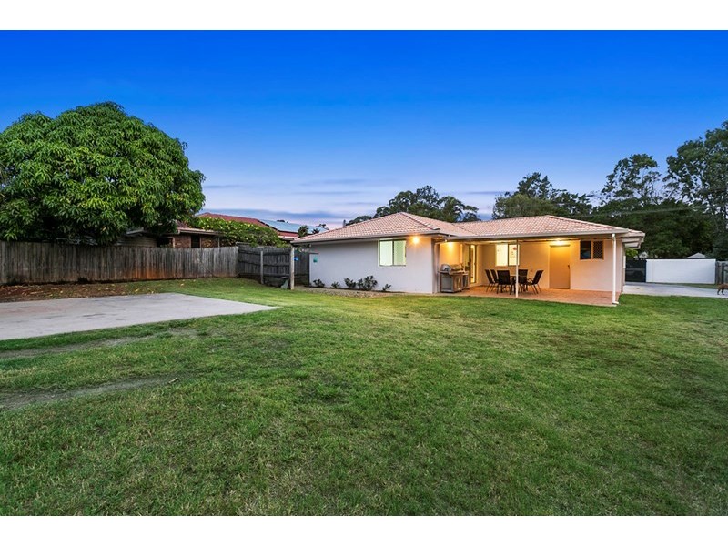 84 Bailey Road, Birkdale QLD 4159