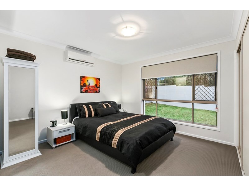 84 Bailey Road, Birkdale QLD 4159