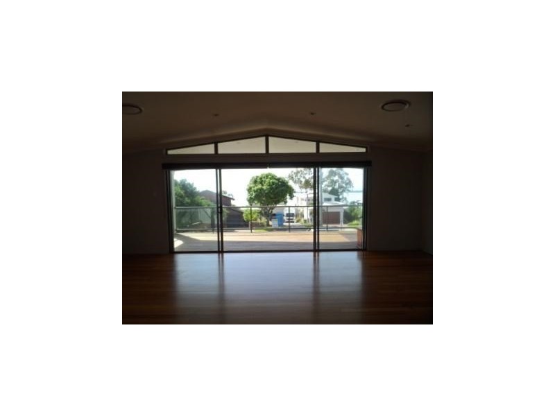 44 MOOROONDU Road, Thorneside QLD 4158