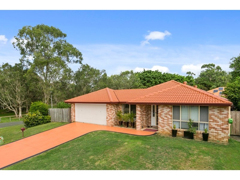 39 Carinyan Drive, Birkdale QLD 4159