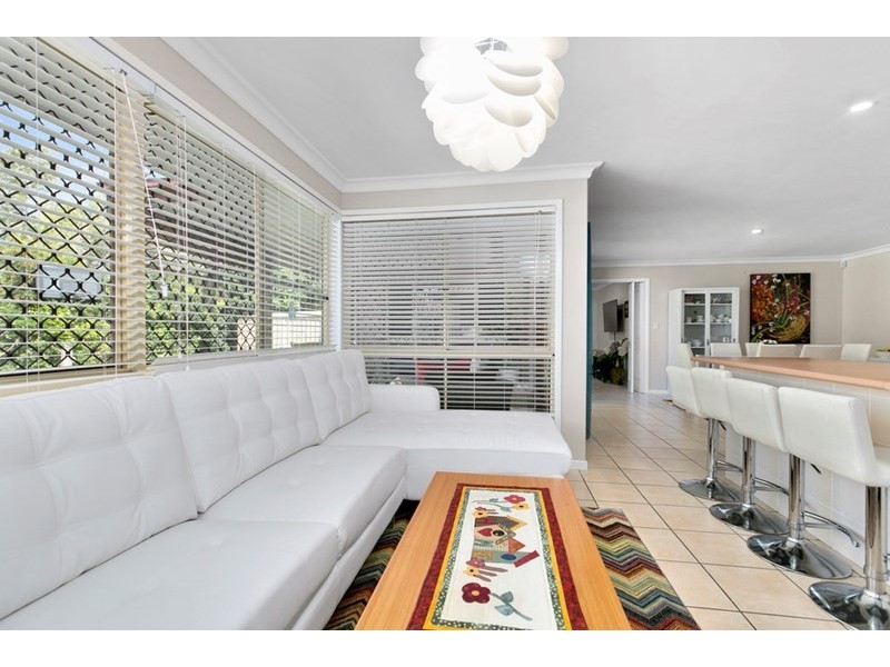 39 Carinyan Drive, Birkdale QLD 4159