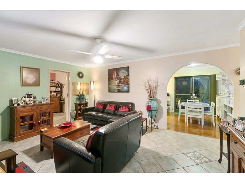 9 Elmhurst Street, Capalaba QLD 4157