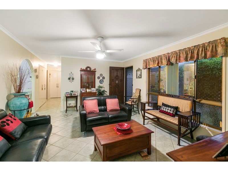 9 Elmhurst Street, Capalaba QLD 4157