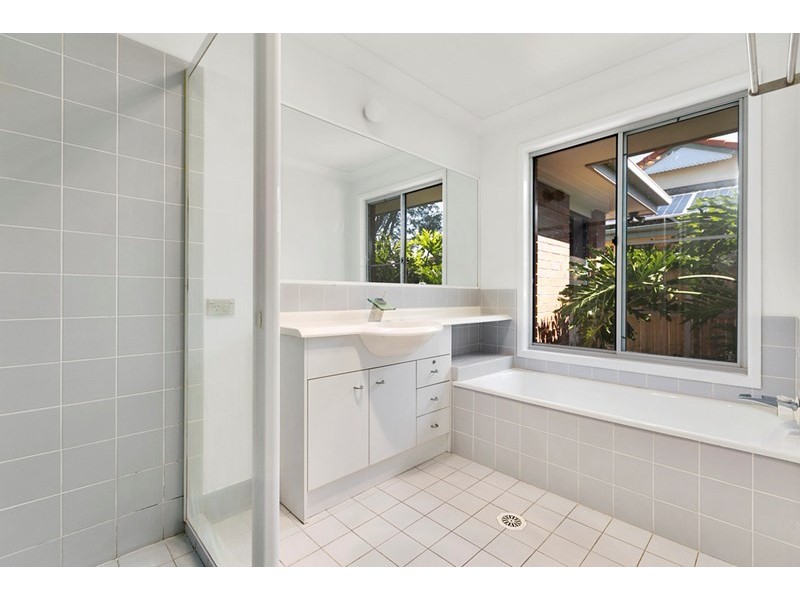16 Weber Court, Victoria Point QLD 4165