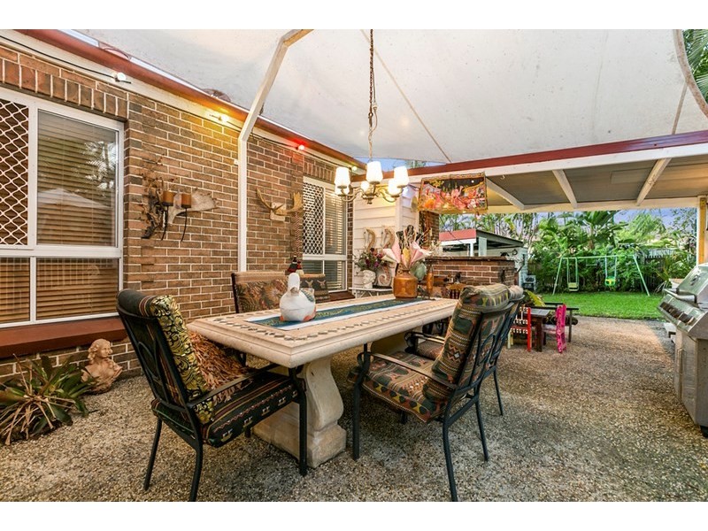 94 Bailey Road, Birkdale QLD 4159