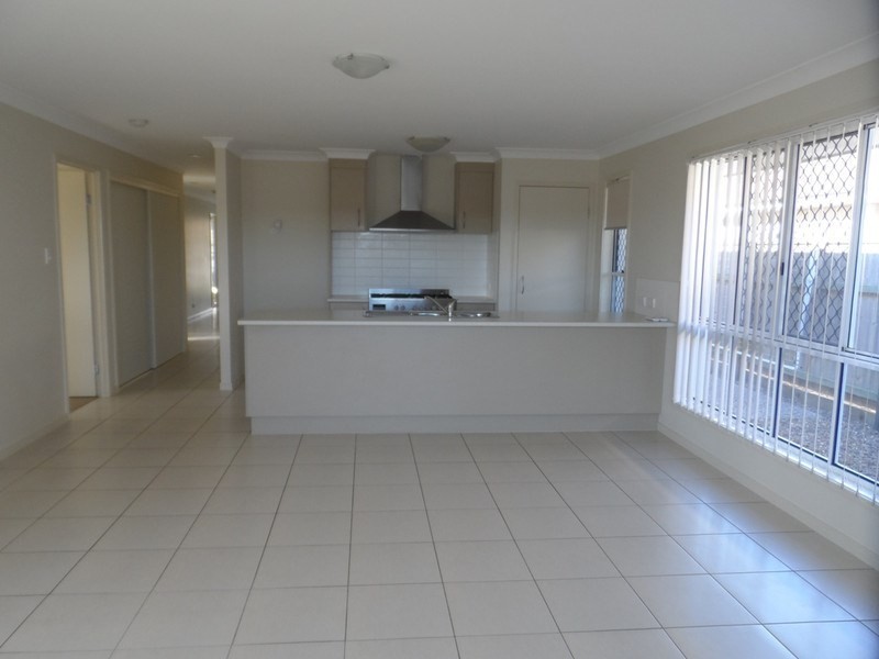 10 DUNNART Street, Victoria Point QLD 4165
