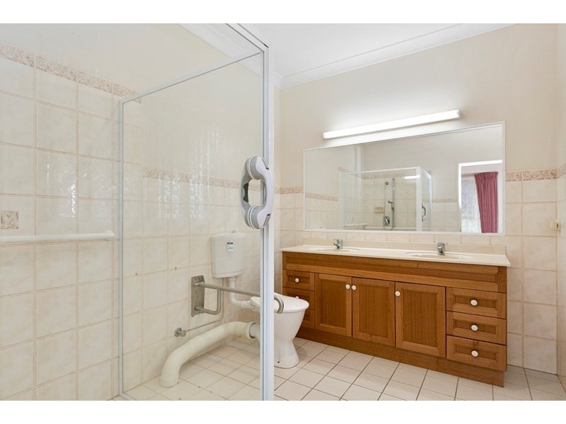 67 Collingwood Road, Birkdale QLD 4159