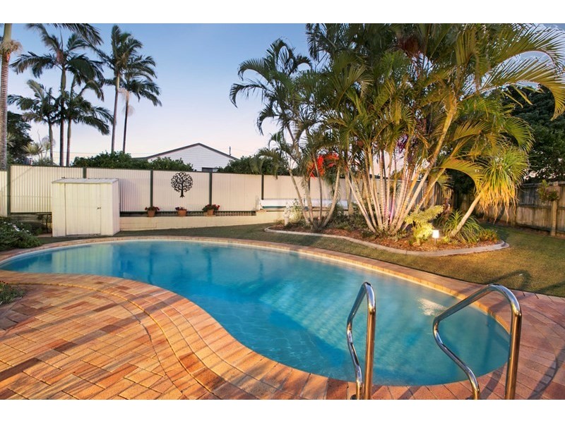 6 Bedford Court, Alexandra Hills QLD 4161