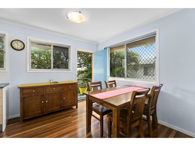 4 Malling Street, Birkdale QLD 4159