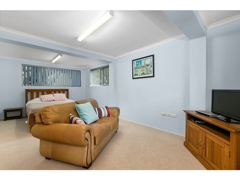 4 Malling Street, Birkdale QLD 4159