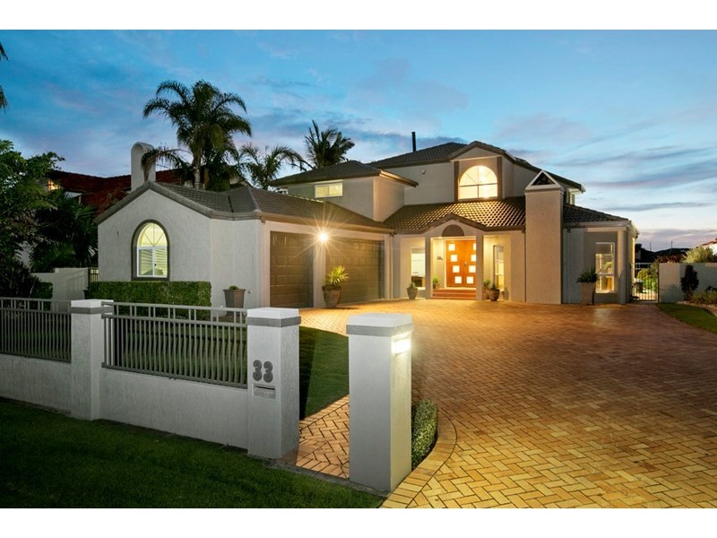 33 Dorsal Drive, Birkdale QLD 4159