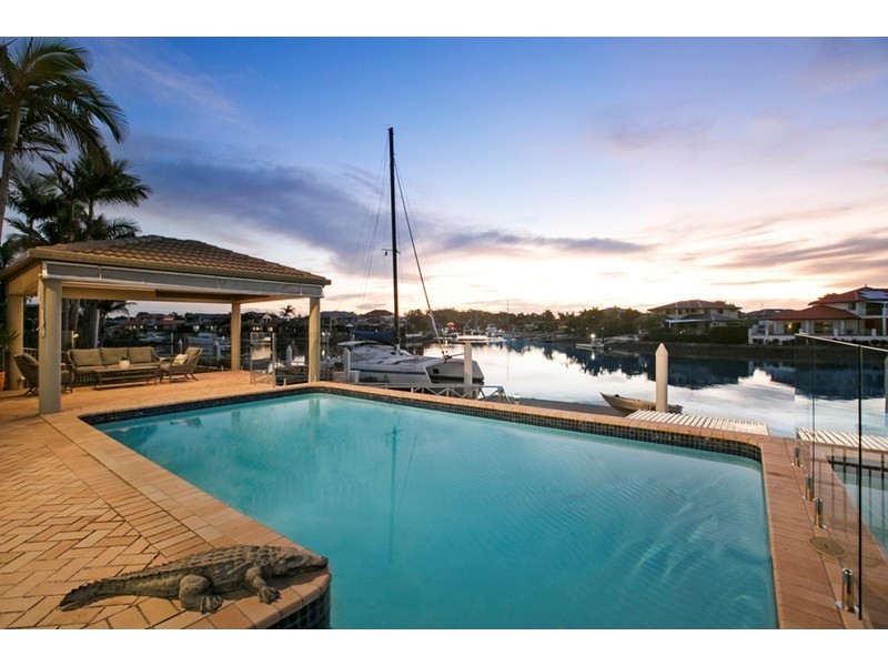 33 Dorsal Drive, Birkdale QLD 4159