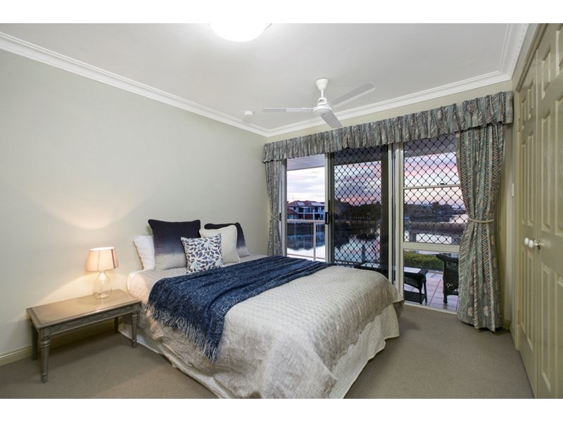 33 Dorsal Drive, Birkdale QLD 4159