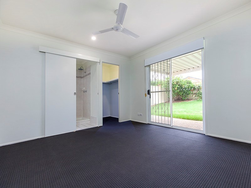 11 Ashwood Circuit, Birkdale QLD 4159